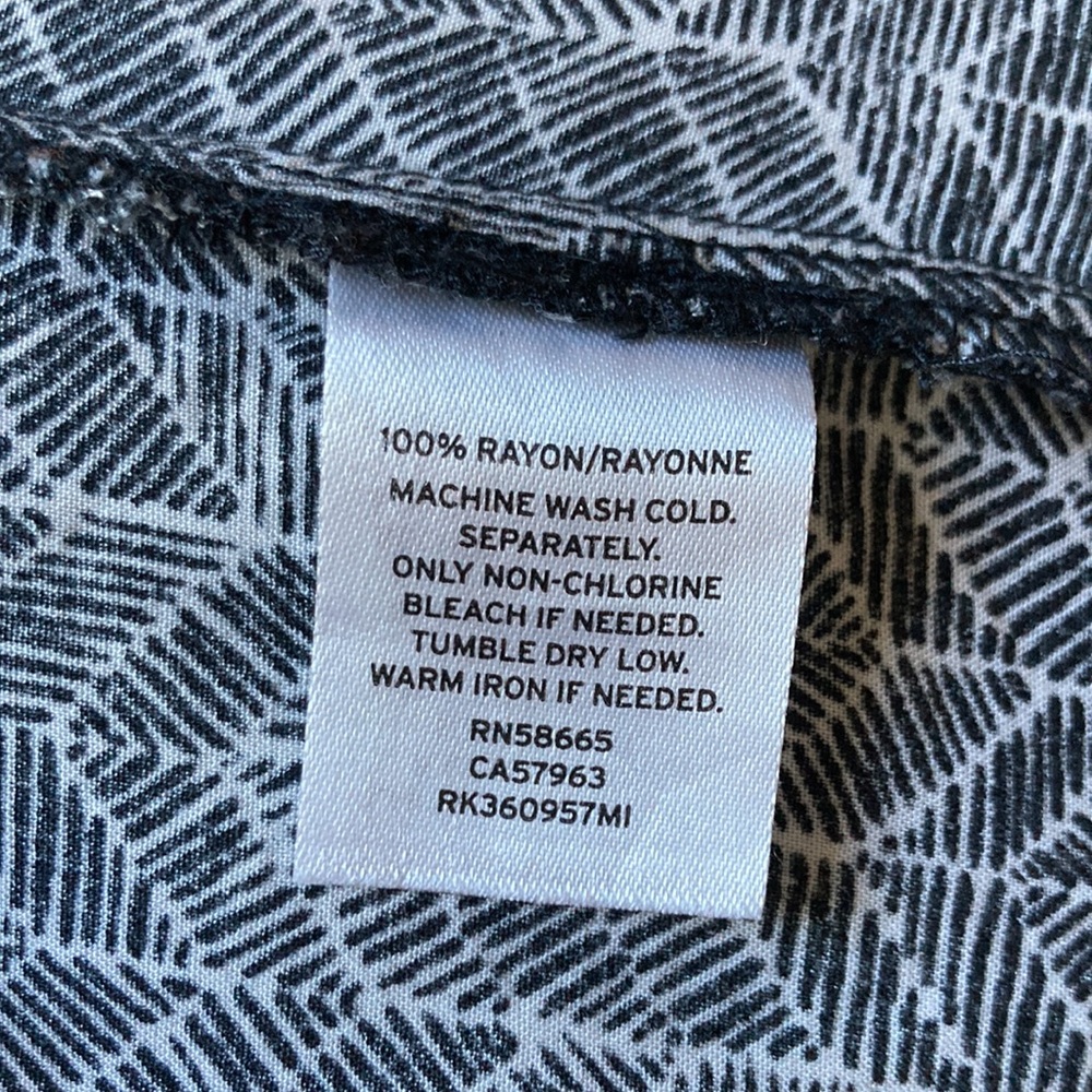 Melrose and Market Herringbone Shorts - Picture 6 of 6